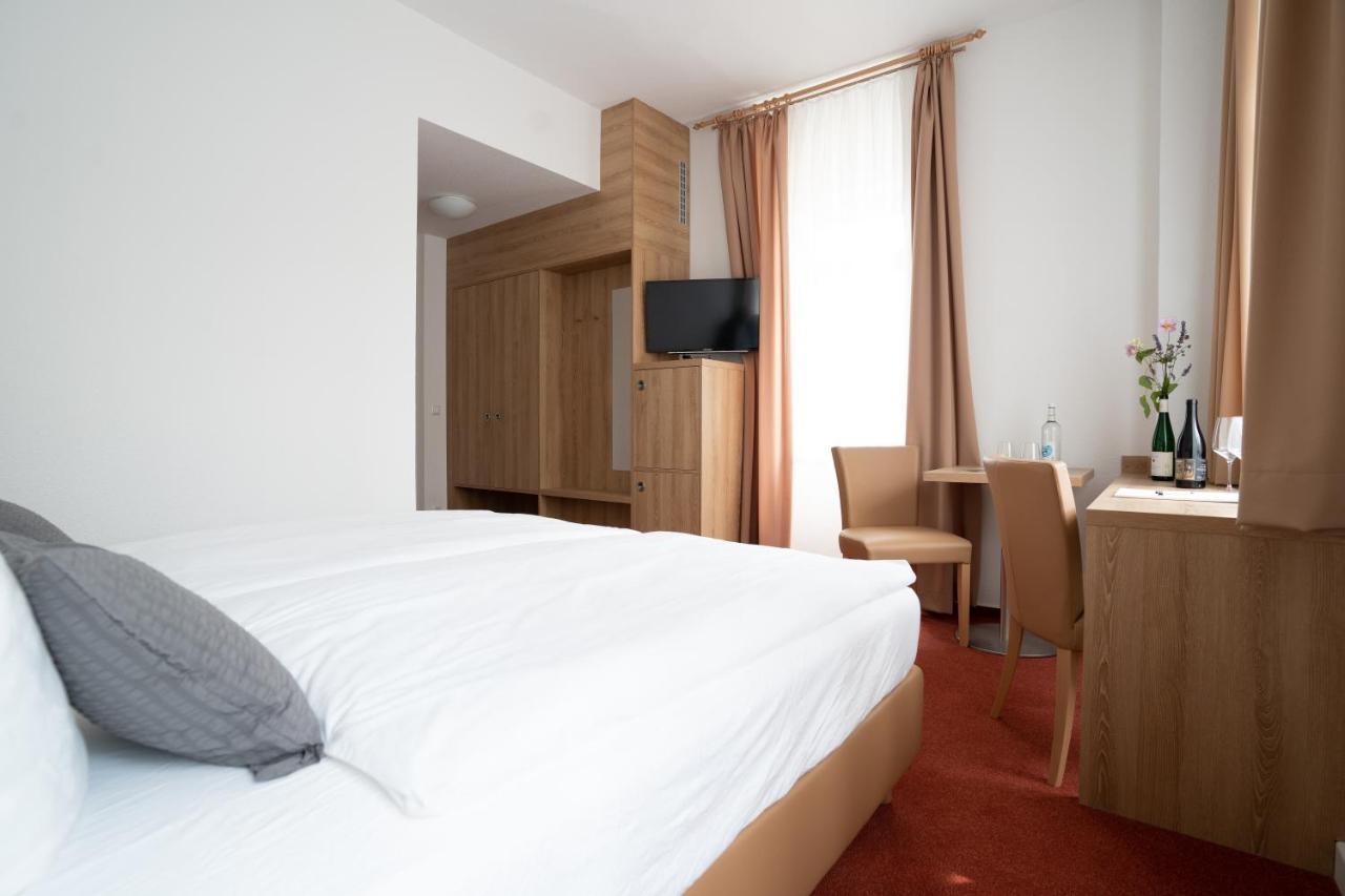 Nineofive Hotel Jena Ngoại thất bức ảnh